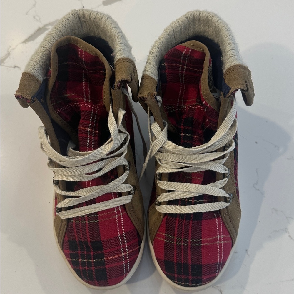 The North Face Women’s Red Plaid Suede High Top Sneakers 5 Canvas